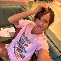 Viki S